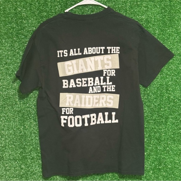 Gildan Black Short Sleeve Tees with Graphic Designs giants and raiders - Picture 2 of 3